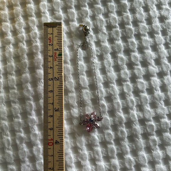 Swarovski Gema Floral Pendant Bracelet - Picture 3 of 6